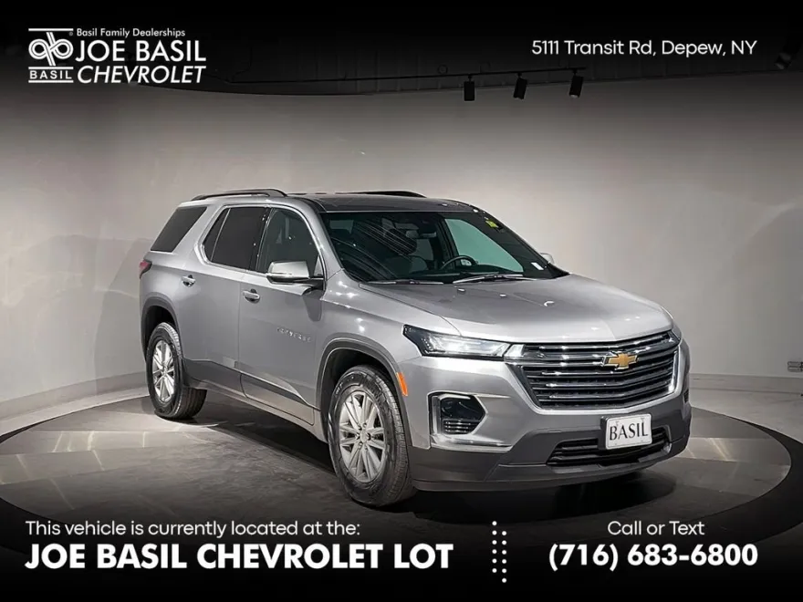 2023 Chevrolet Traverse Leather photo 1