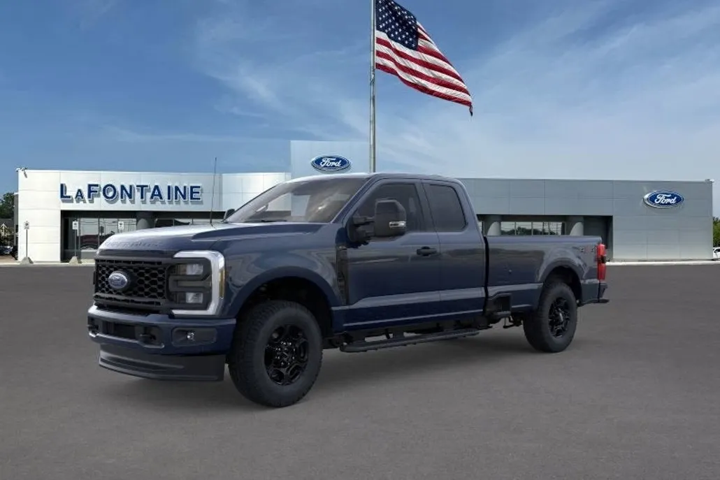 2025 Ford F-350 photo 1