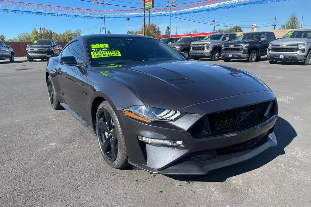 2022 Ford Mustang GT photo 1