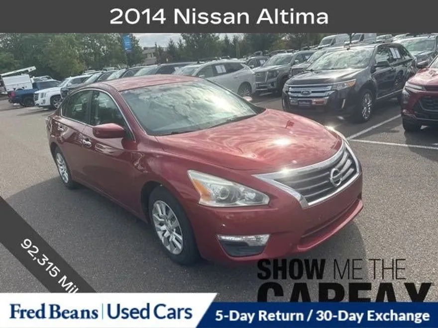 2014 Nissan Altima 2.5 S photo 1