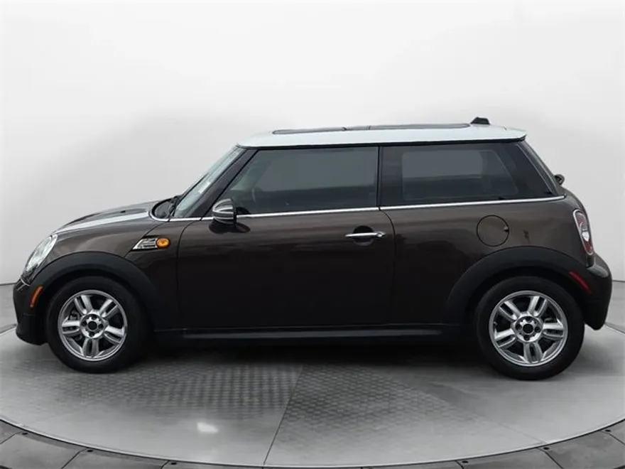 2013 Mini Cooper Hardtop photo 1