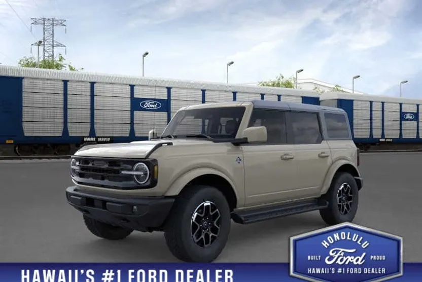 2025 Ford Bronco Outer Banks photo 1