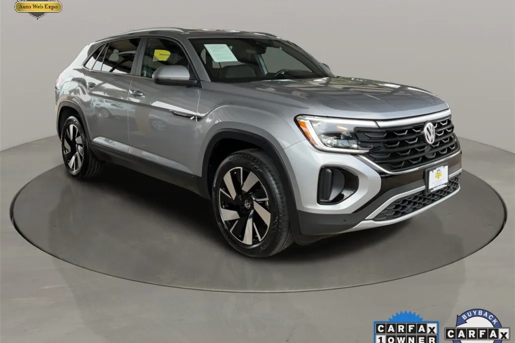 2024 Volkswagen Atlas Cross Sport SE Technology photo 1