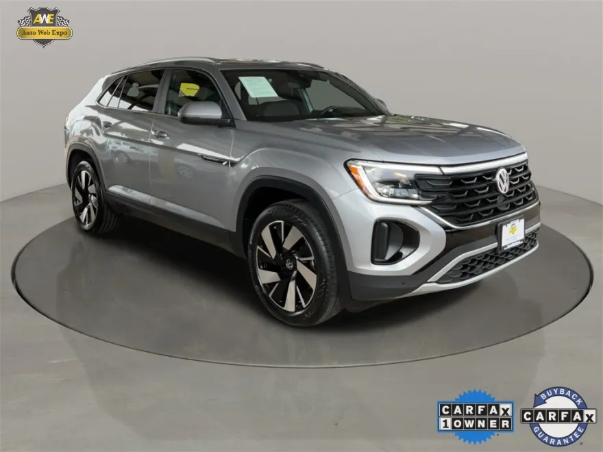 2024 Volkswagen Atlas Cross Sport SE Technology photo 1