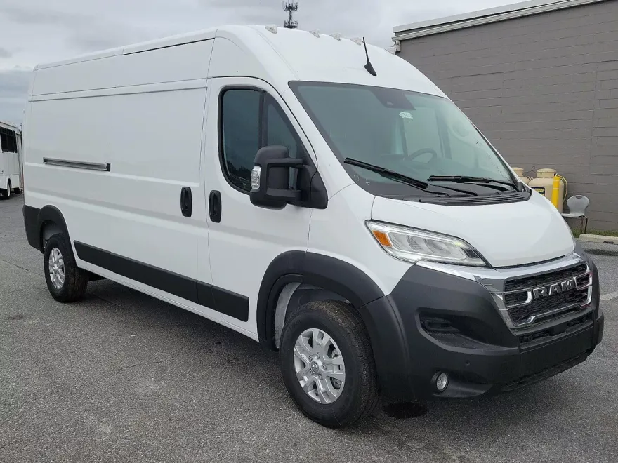 2024 Ram ProMaster 2500 photo 1