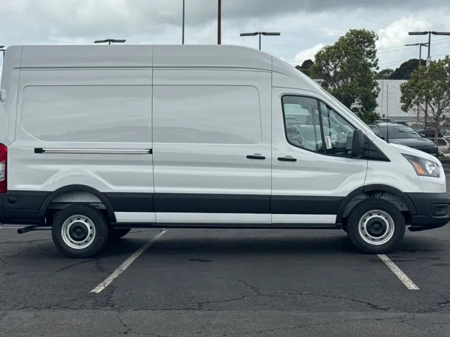 2025 Ford Transit Cargo Van photo 1