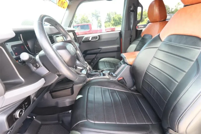2023 Ford Bronco Big Bend photo 1