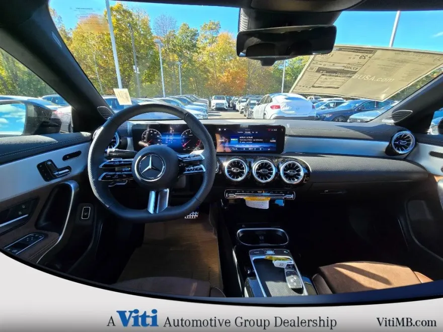 2025 Mercedes Benz CLA 250 4MATIC photo 1