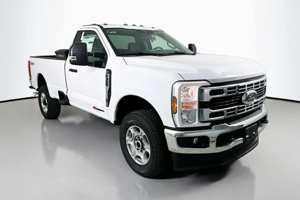2025 Ford F-350 photo 1