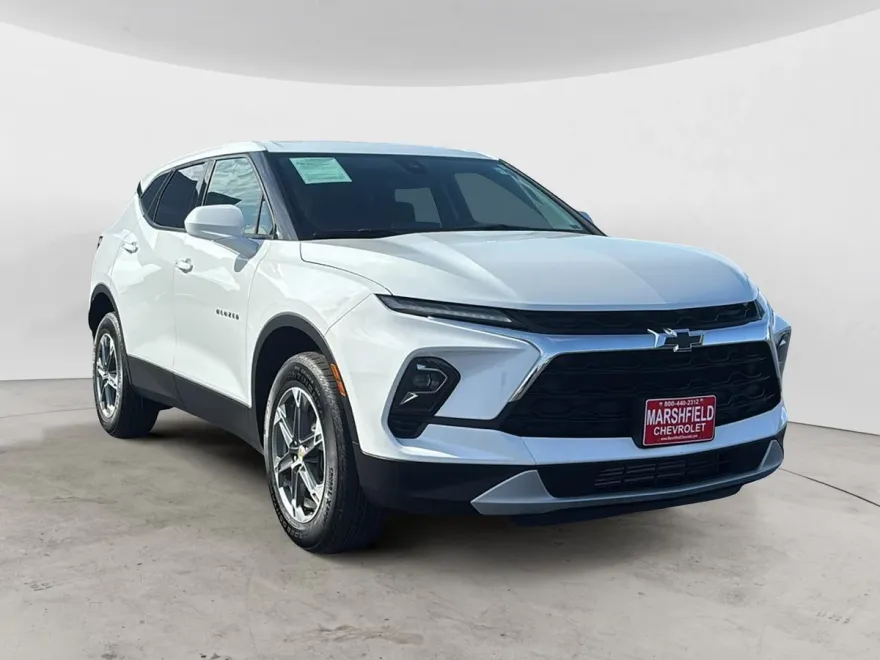 2023 Chevrolet Blazer 2LT photo 1