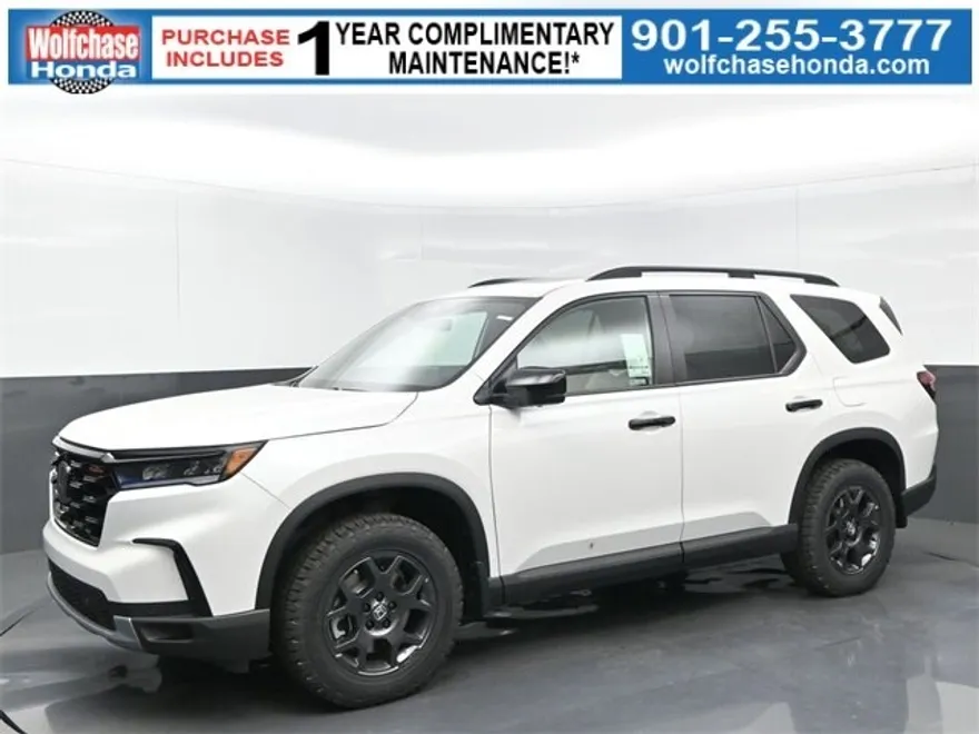 2025 Honda Pilot TrailSport photo 1