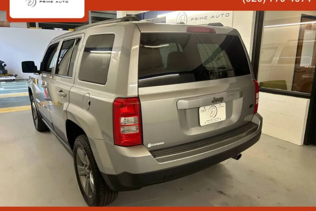 2016 Jeep Patriot Sport photo 1