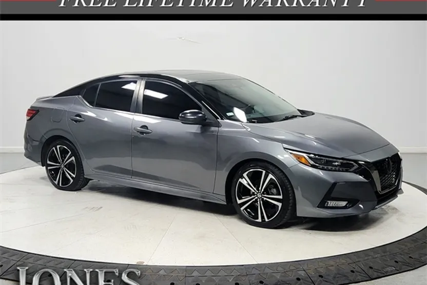 2023 Nissan Sentra SR photo 1