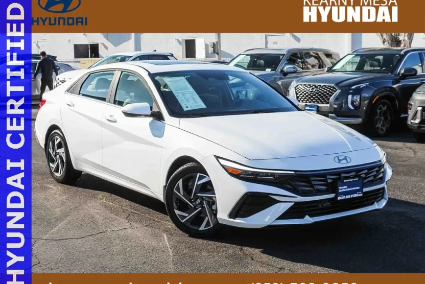2025 Hyundai Elantra SEL Convenience photo 1