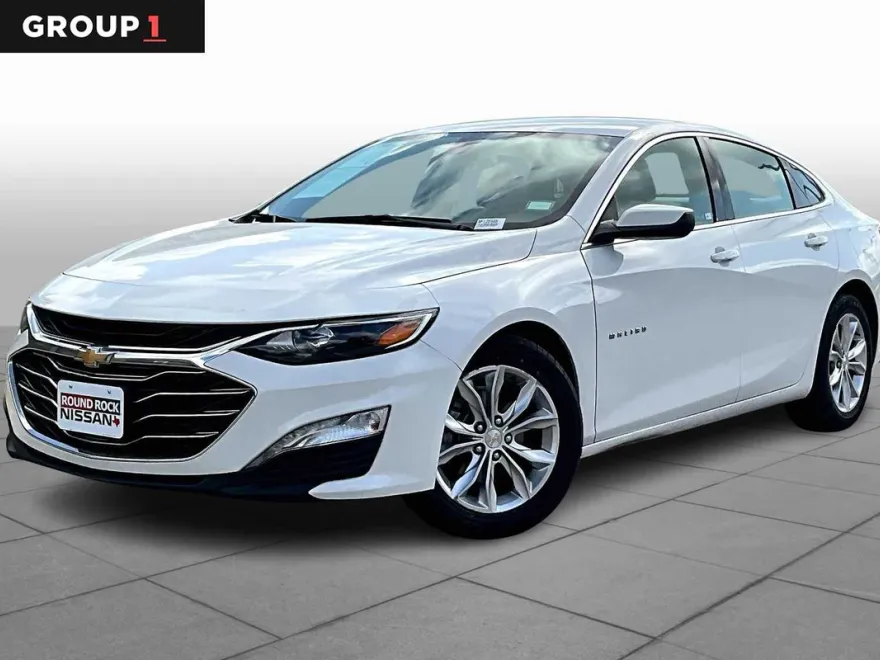 2022 Chevrolet Malibu 1LT photo 1