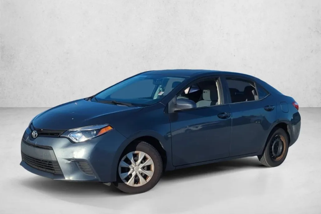 2014 Toyota Corolla L photo 1
