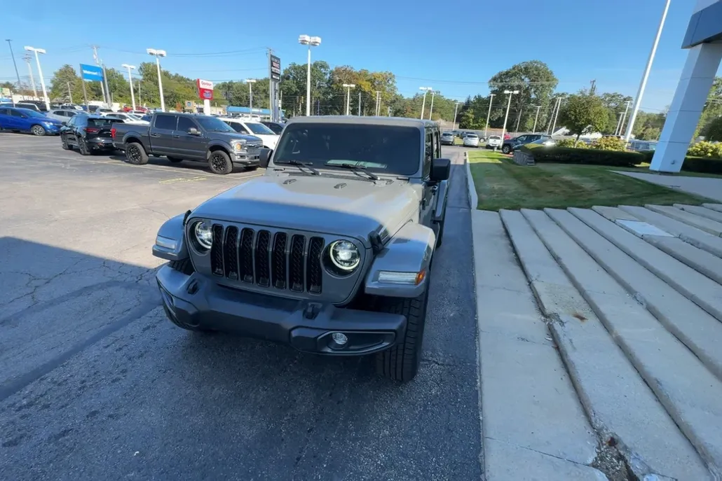 2021 Jeep Wrangler 4xe Unlimited Sahara photo 1