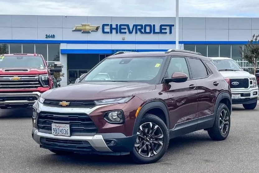 2022 Chevrolet Trailblazer LT photo 1