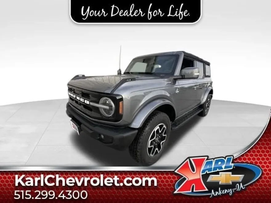 2022 Ford Bronco Outer Banks photo 1