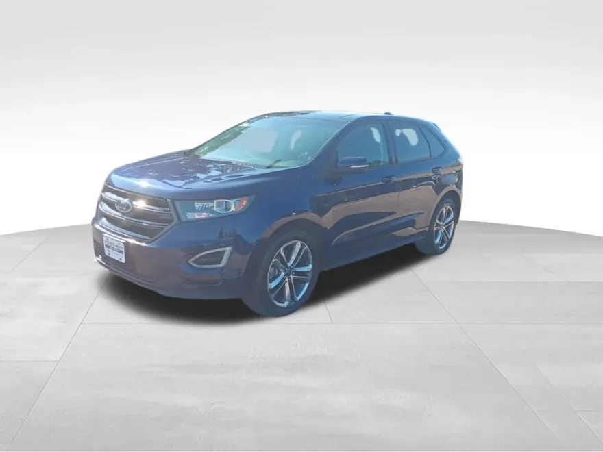 2016 Ford Edge Sport photo 1
