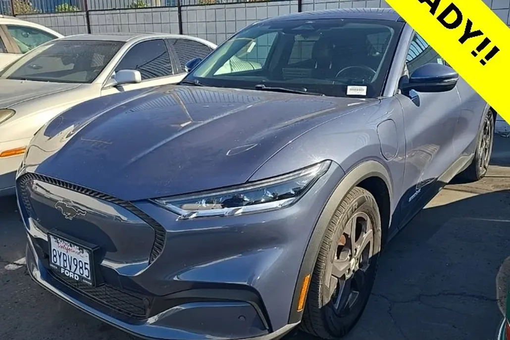2021 Ford Mustang Mach-E Select photo 1