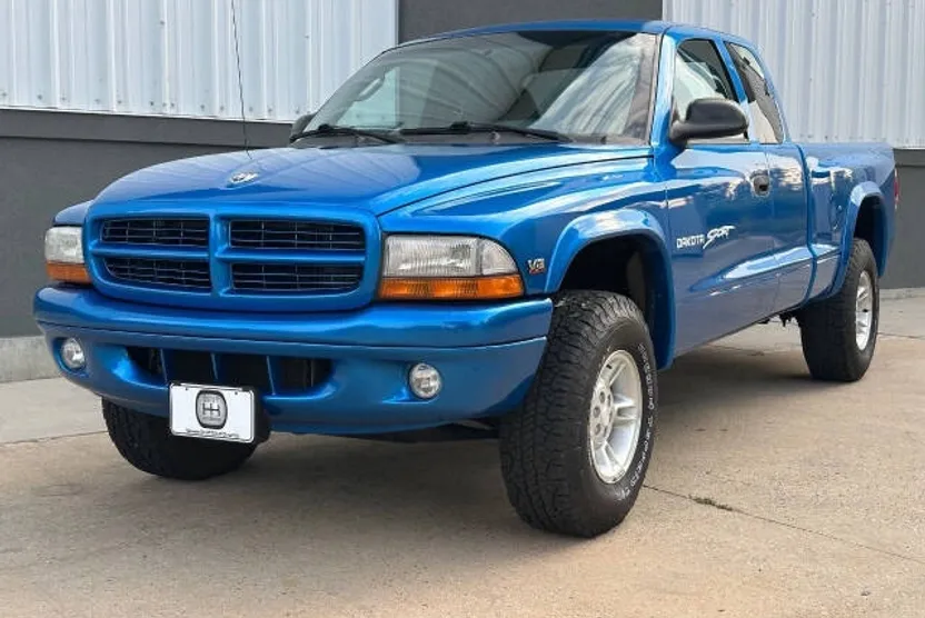 1999 Dodge Dakota Sport photo 1