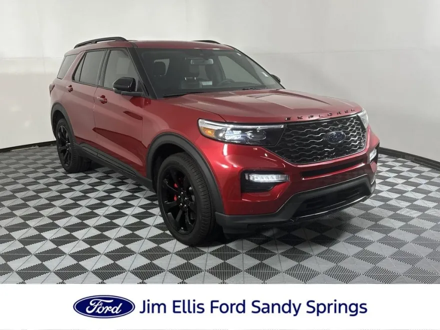 2024 Ford Explorer ST photo 1