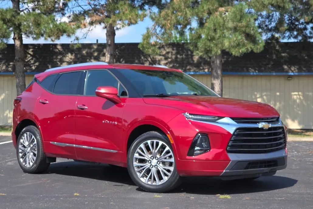 2019 Chevrolet Blazer Premier photo 1