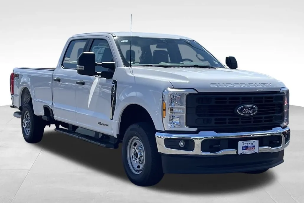 2025 Ford F-250 XL photo 1