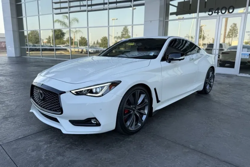 2022 Infiniti Q60 Red Sport 400 photo 1