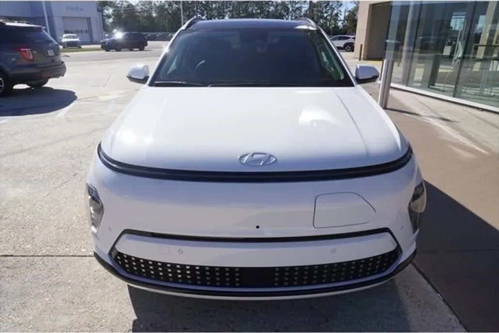 2025 Hyundai Kona Electric Limited photo 1