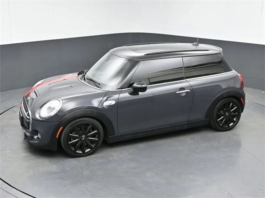 2016 Mini Cooper 2 Door Hardtop S photo 1