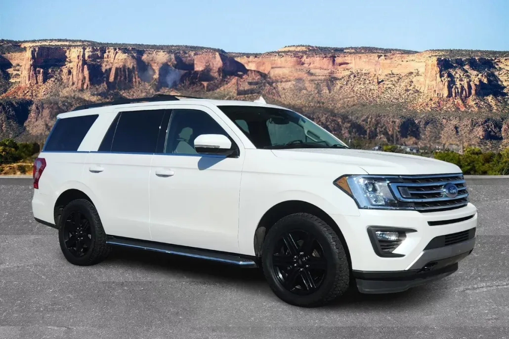 2020 Ford Expedition XLT photo 1