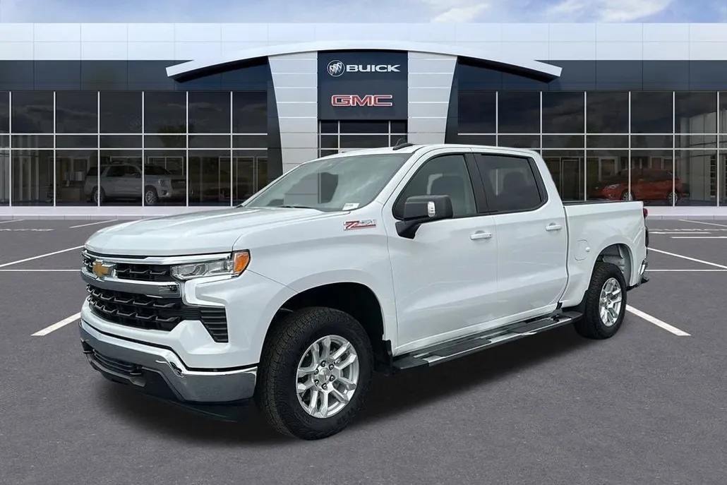 2025 Chevrolet Silverado 1500 LT1 photo 1