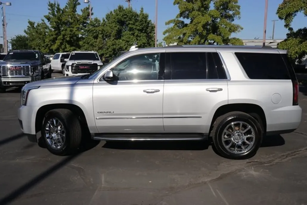 2019 Gmc Yukon Denali photo 1