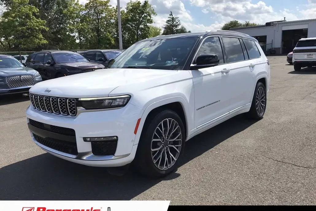 2021 Jeep Grand Cherokee L Summit Reserve photo 1