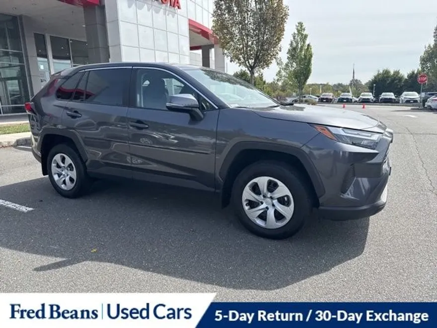 2025 Toyota RAV4 LE photo 1