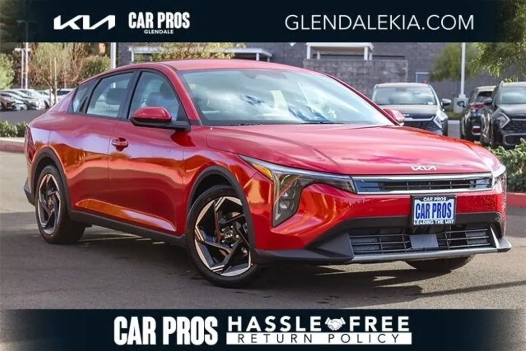 2025 Kia K4 EX photo 1
