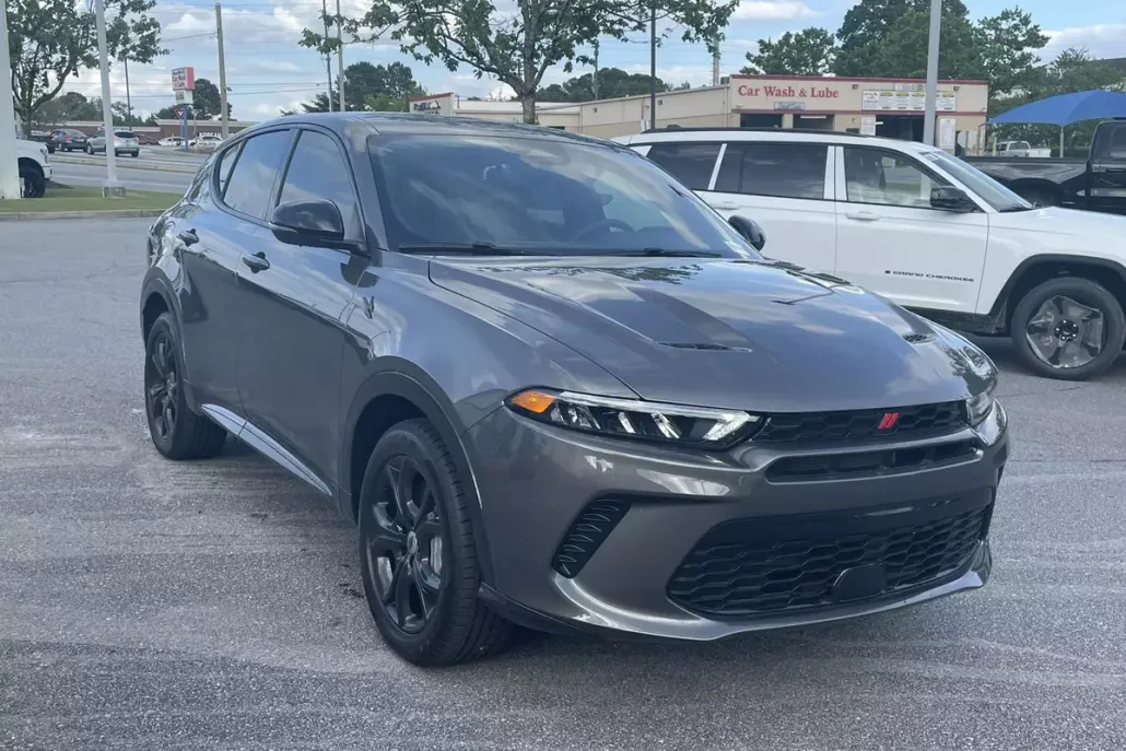 2024 Dodge Hornet R/T photo 1