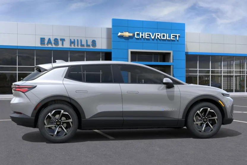 2026 Chevrolet Equinox EV 1LT photo 1