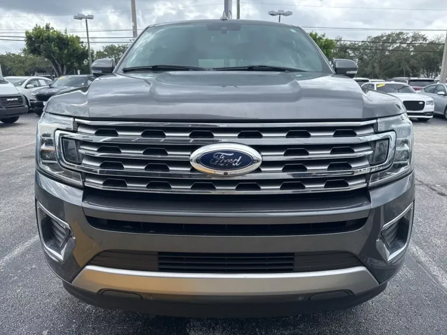 2019 Ford Expedition Limited photo 1