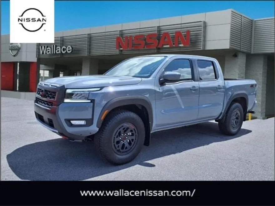 2025 Nissan Frontier PRO-4X photo 1