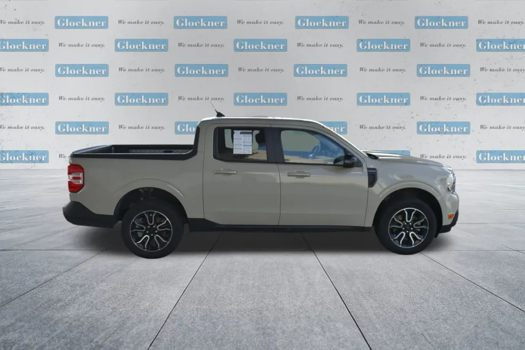 2024 Ford Maverick Lariat photo 1