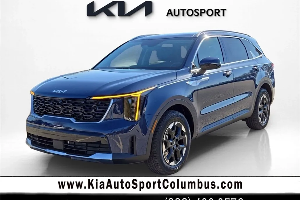 2025 Kia Sorento S photo 1