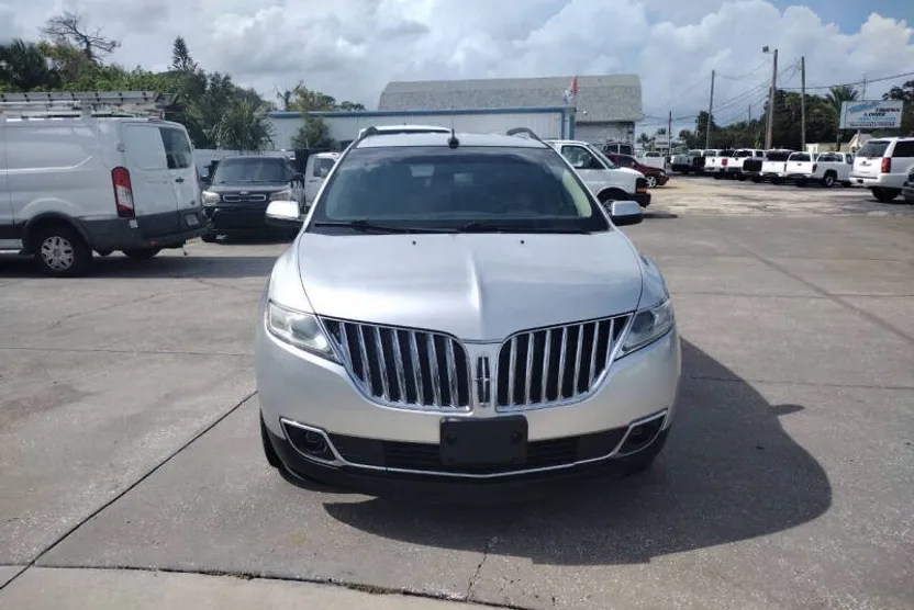 2011 Lincoln MKX photo 1