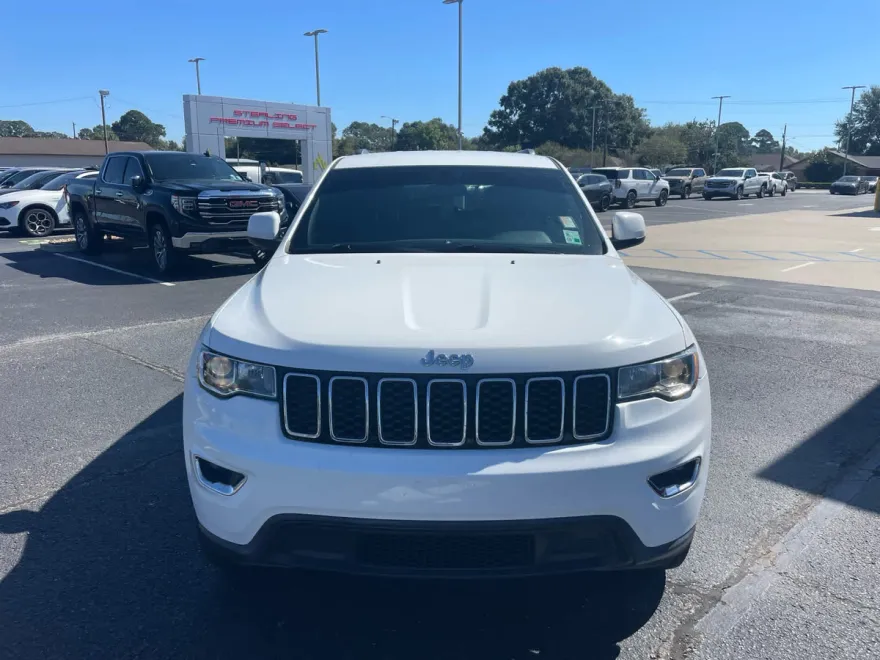 2018 Jeep Grand Cherokee Laredo E photo 1