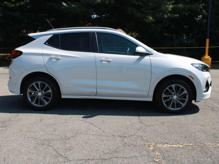 2022 Buick Encore GX Select photo 1
