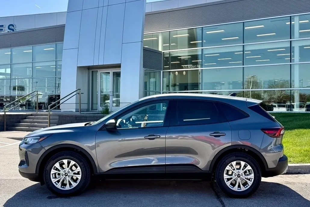2025 Ford Escape Active photo 1