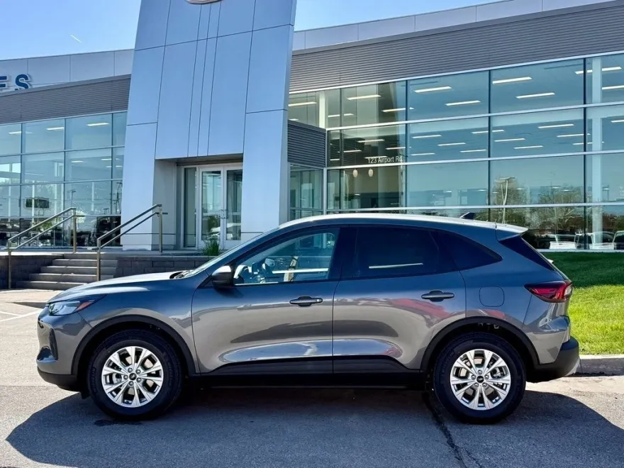 2025 Ford Escape Active photo 1