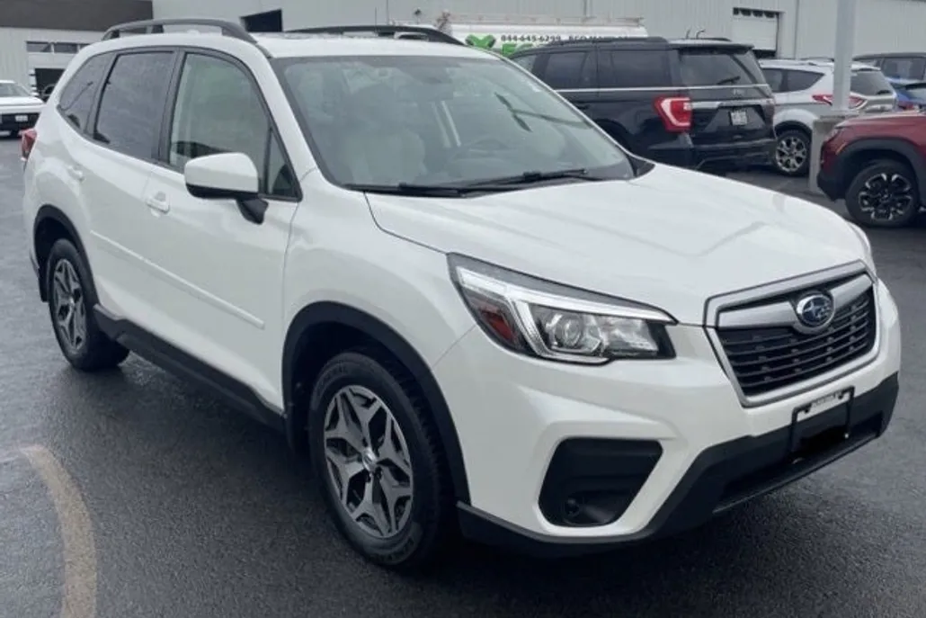 2019 Subaru Forester Premium photo 1
